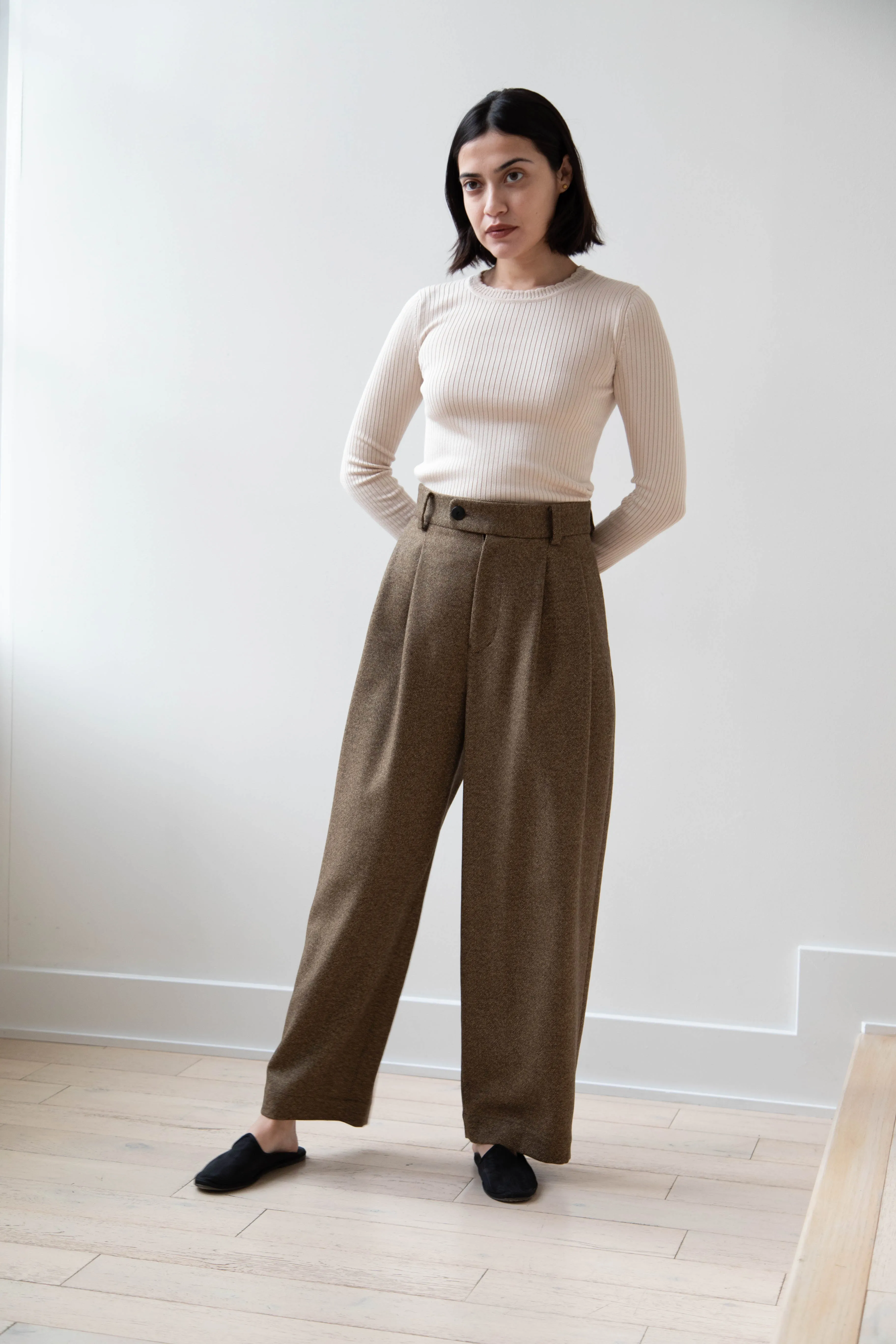 Arts & Science | Tuck Front Trousers in Yorimoku Tweed Wool