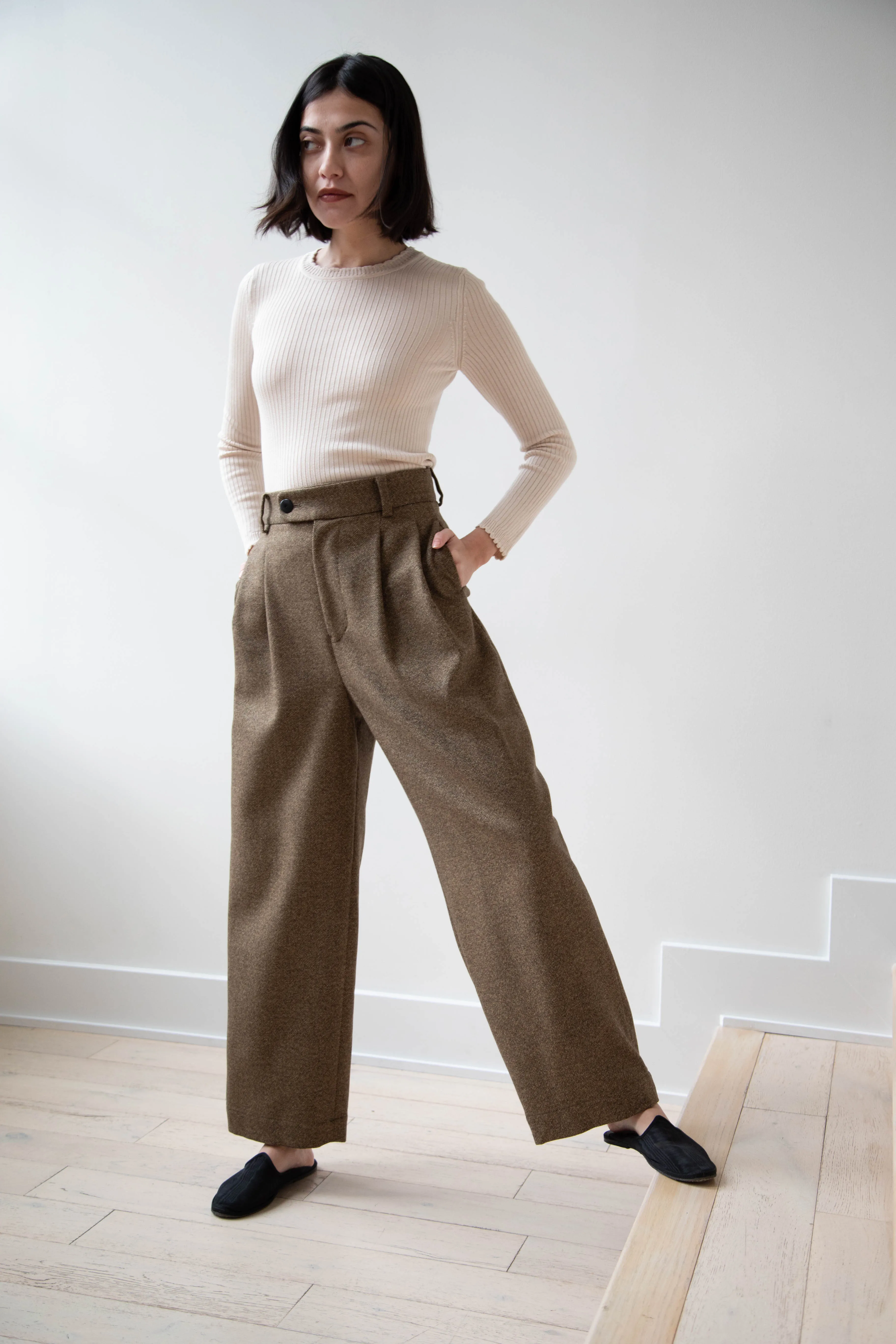 Arts & Science | Tuck Front Trousers in Yorimoku Tweed Wool