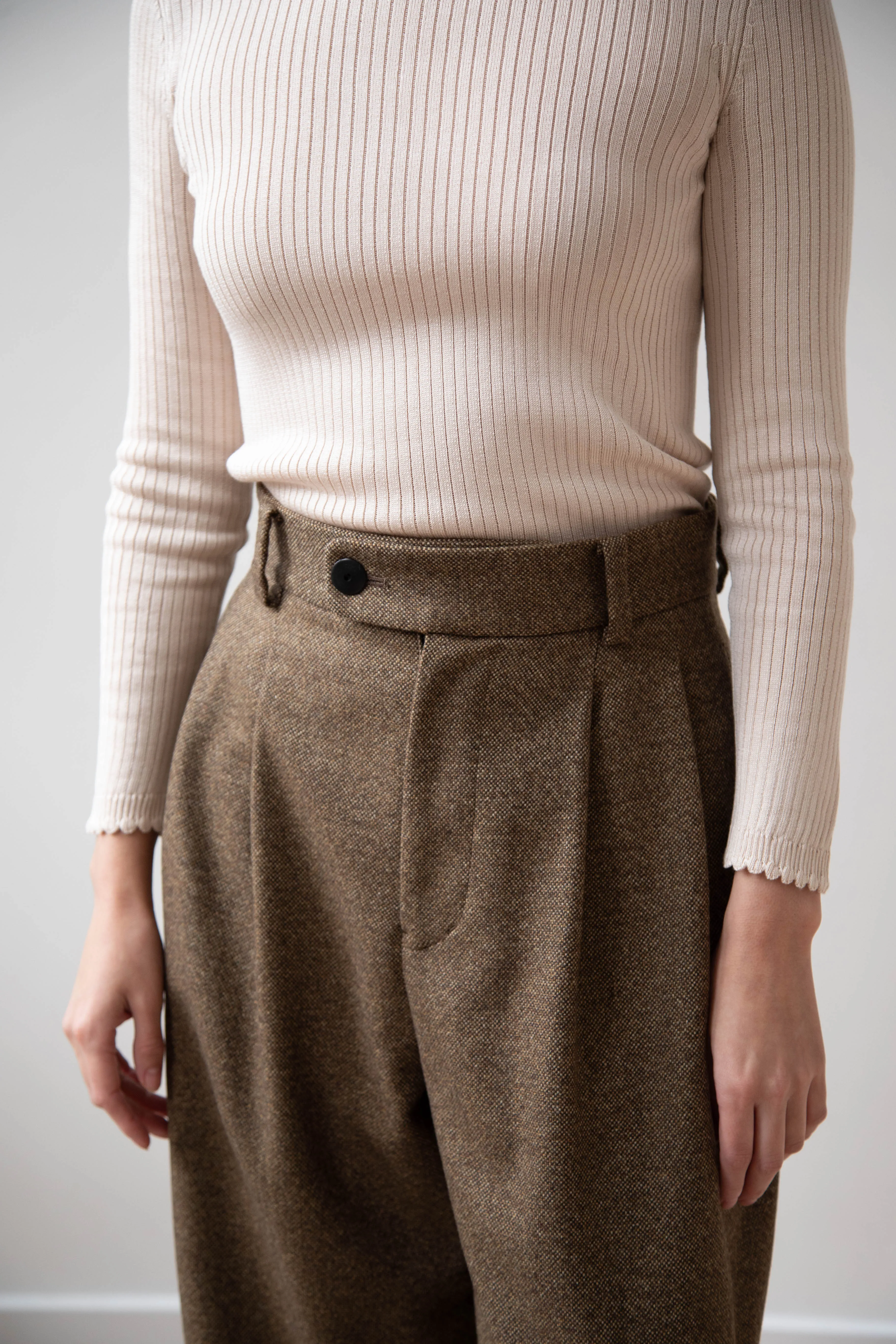 Arts & Science | Tuck Front Trousers in Yorimoku Tweed Wool