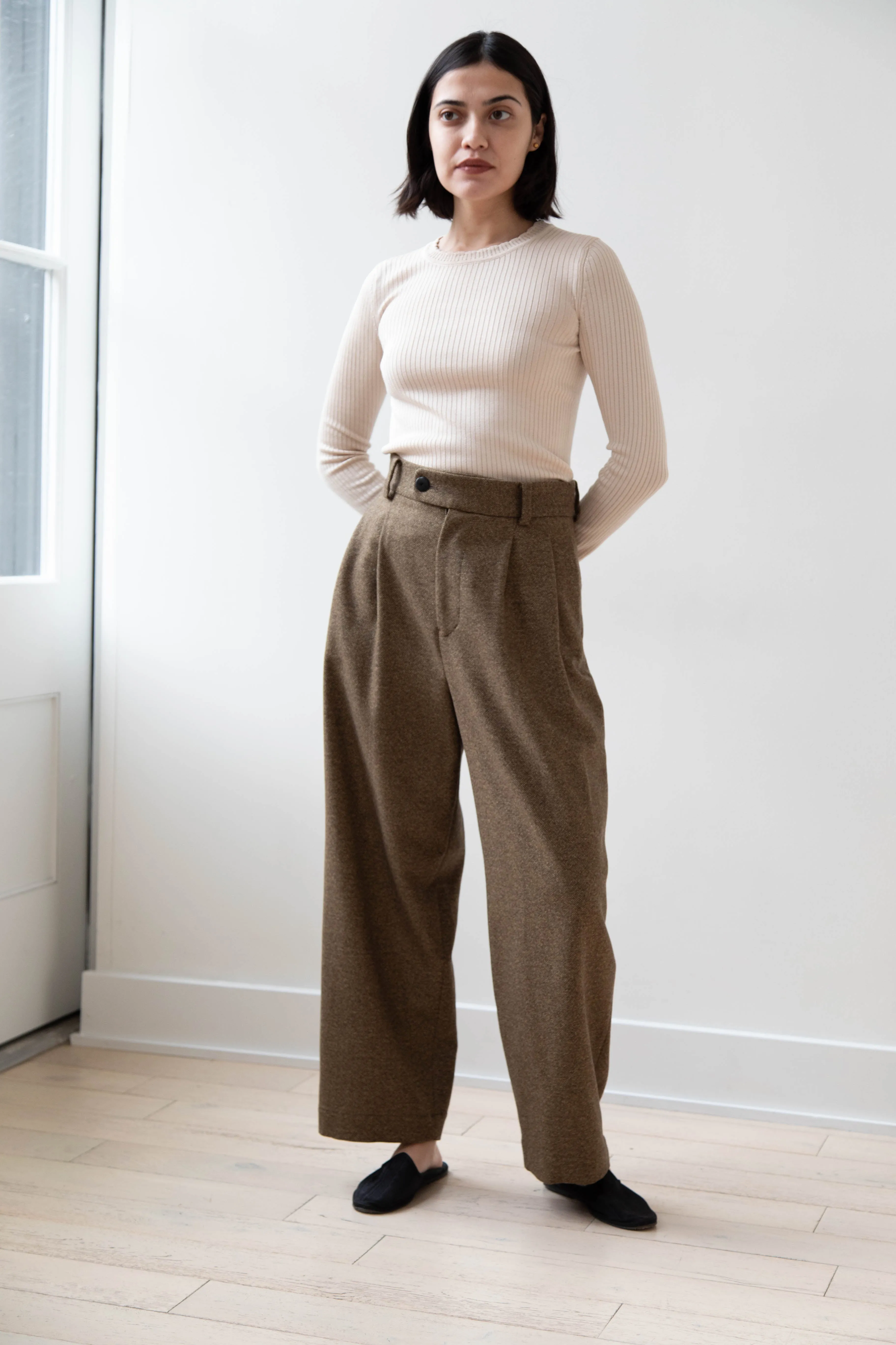 Arts & Science | Tuck Front Trousers in Yorimoku Tweed Wool