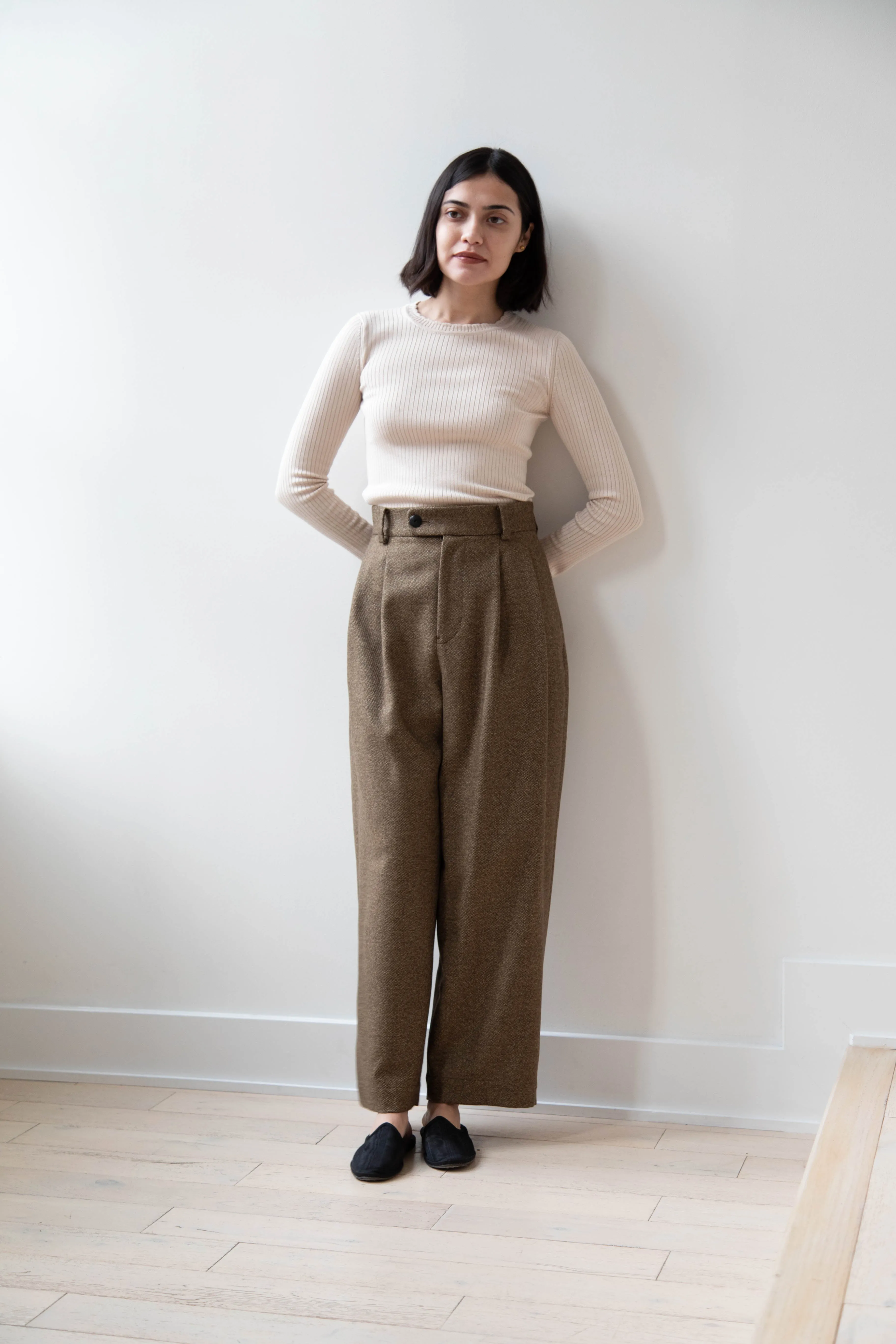 Arts & Science | Tuck Front Trousers in Yorimoku Tweed Wool