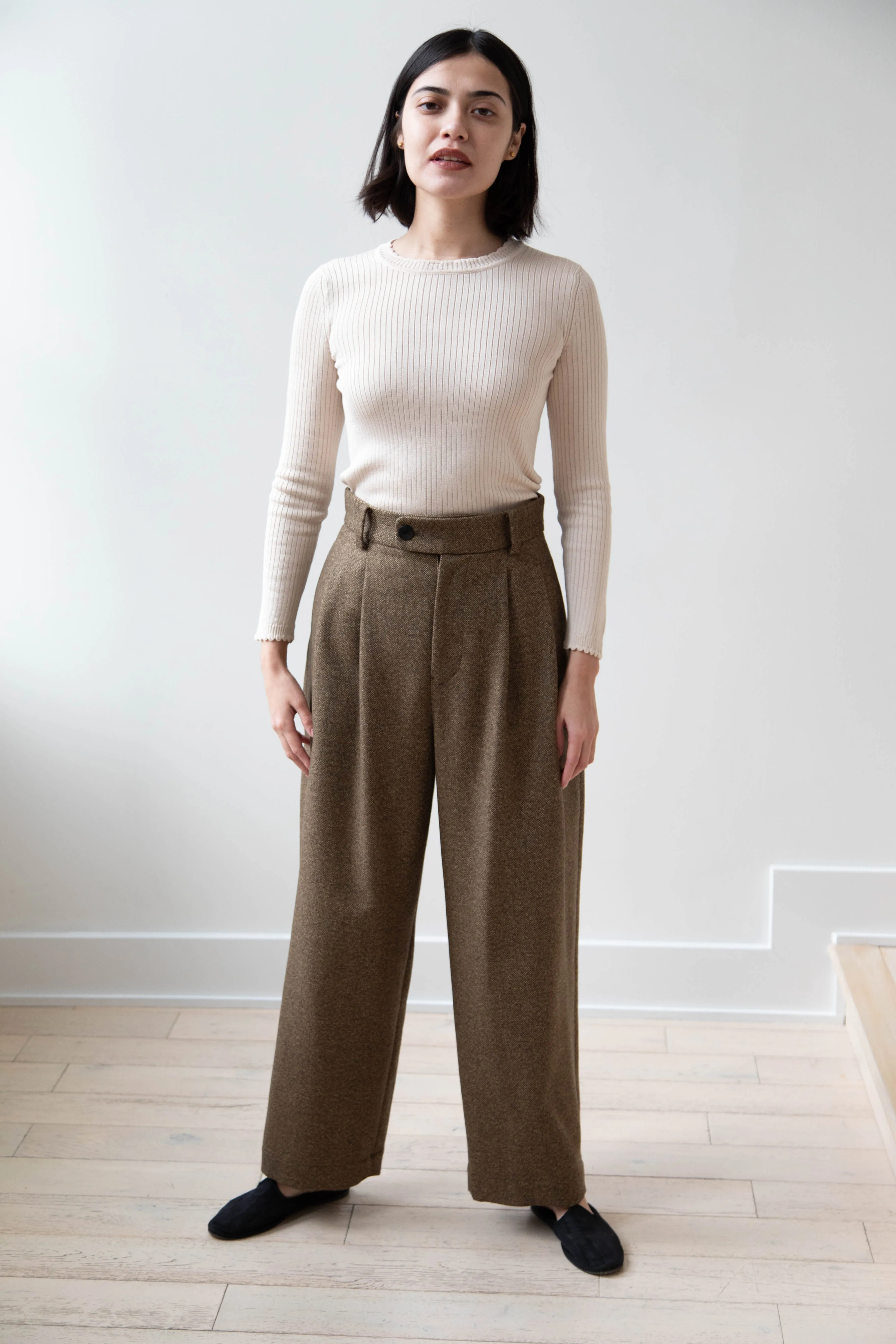 Arts & Science | Tuck Front Trousers in Yorimoku Tweed Wool