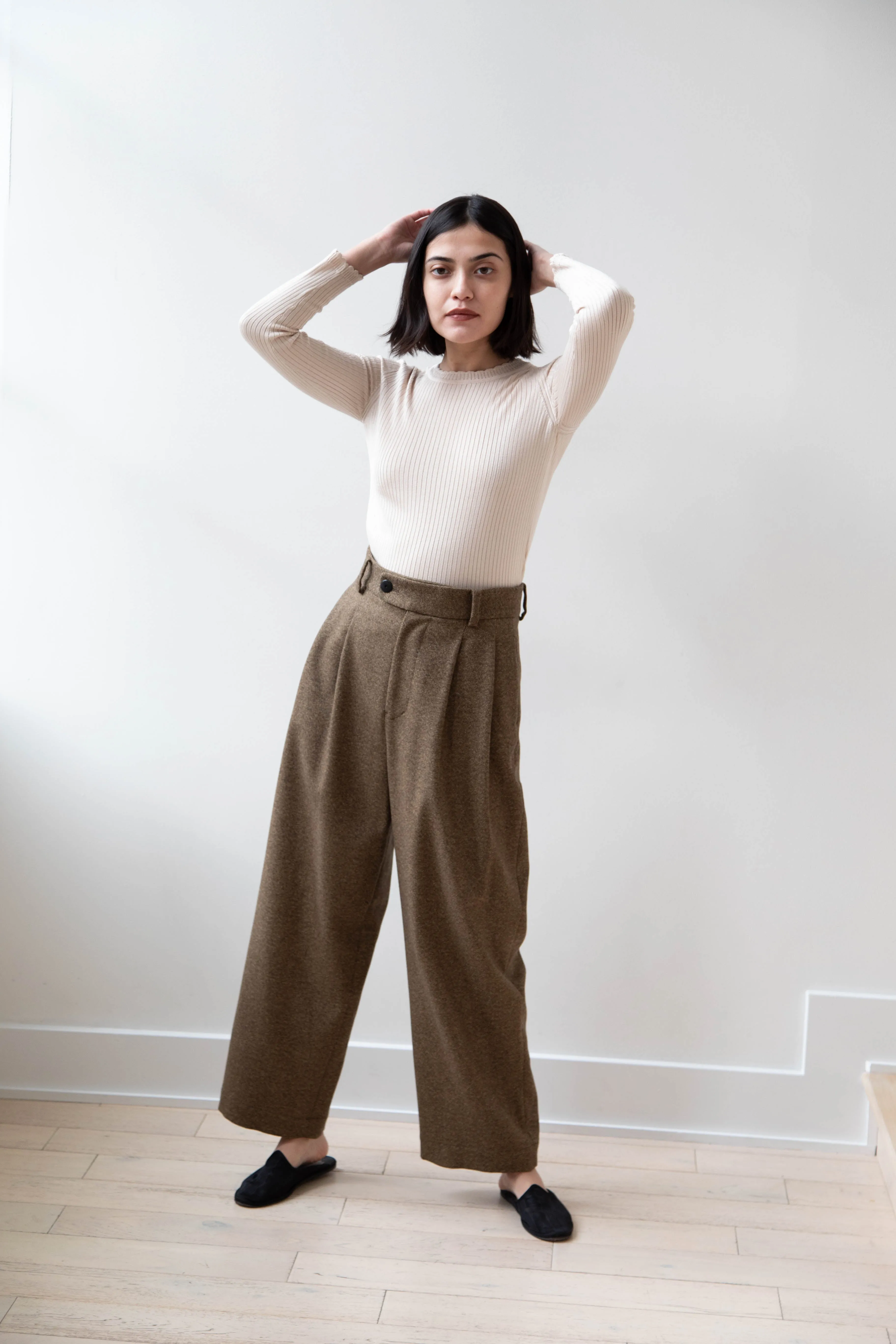 Arts & Science | Tuck Front Trousers in Yorimoku Tweed Wool