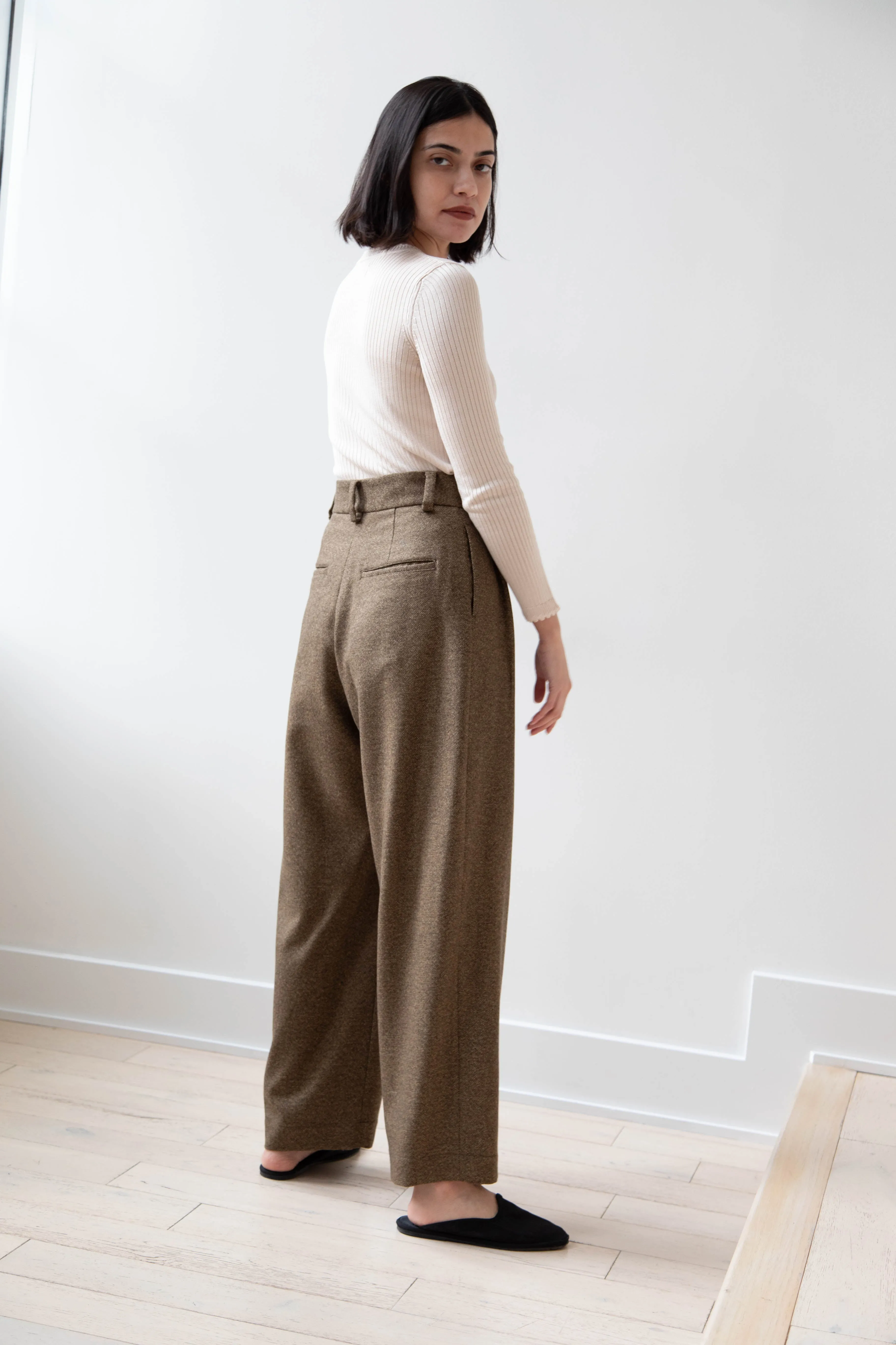 Arts & Science | Tuck Front Trousers in Yorimoku Tweed Wool