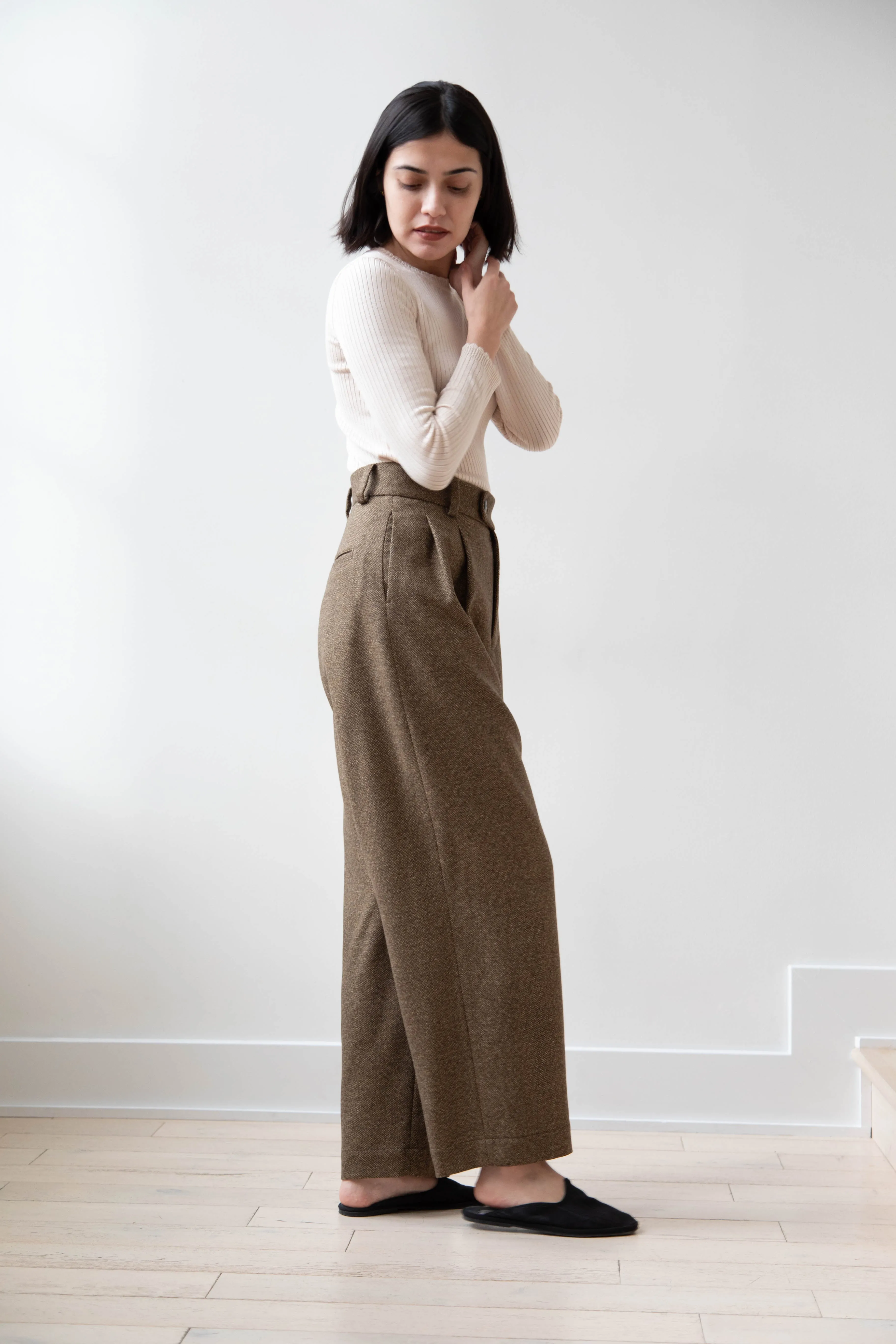 Arts & Science | Tuck Front Trousers in Yorimoku Tweed Wool