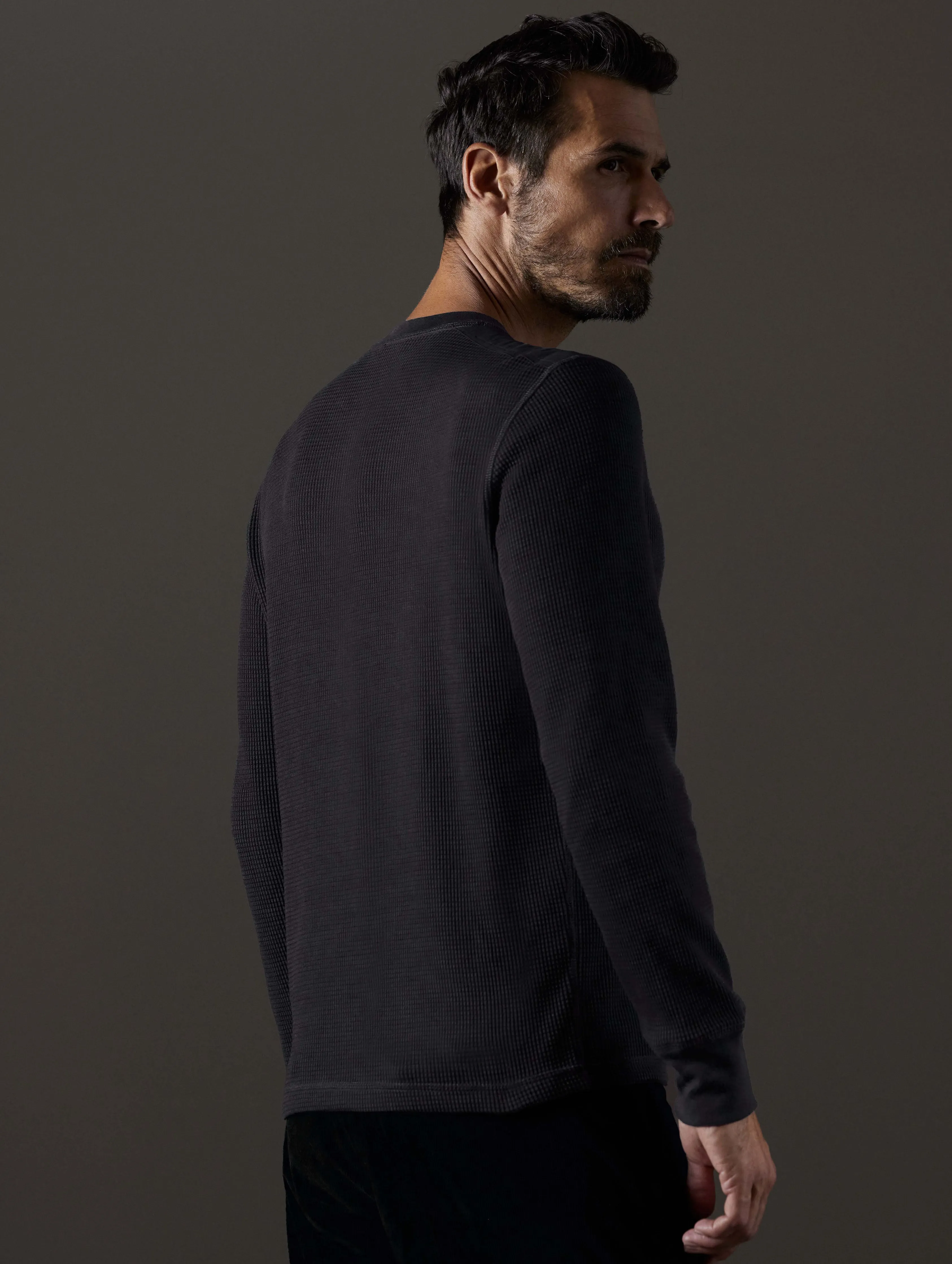 Milford Waffle Henley - Onyx Black