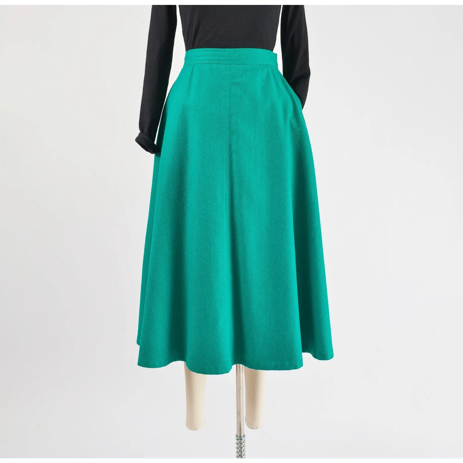 Vintage 80s Emerald Green Wool Skirt High Waisted Full Swing Fit Midi Skirt with Pockets size Medium